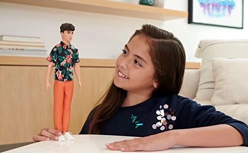 Ken Doll - Fashionistas Brunette Cropped Hair Ages 3+