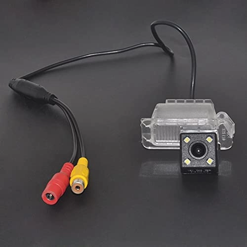 Rear View Reverse Backup Tracks Camera - 728 x 512