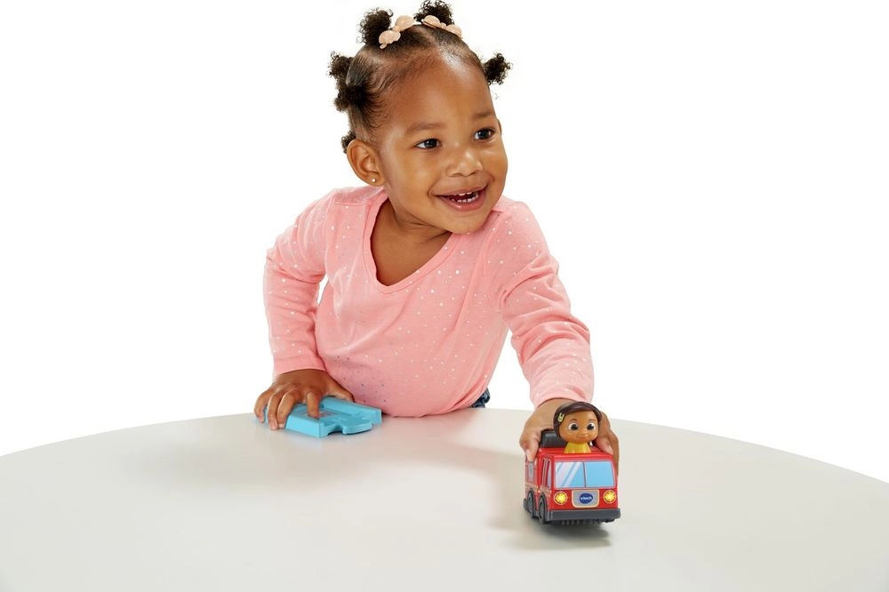 Cocomelon Go! Go! Smart Wheels Nina’s Fire Truck & Track - Fire Sounds & Songs