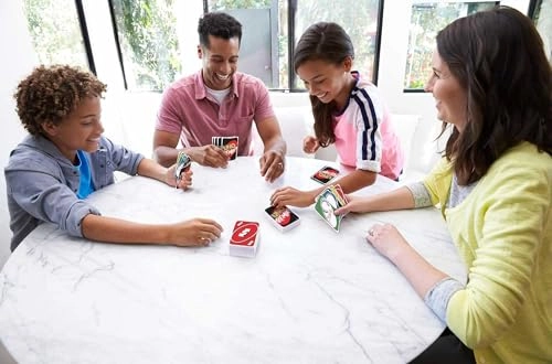 UNO Remix - Card Game