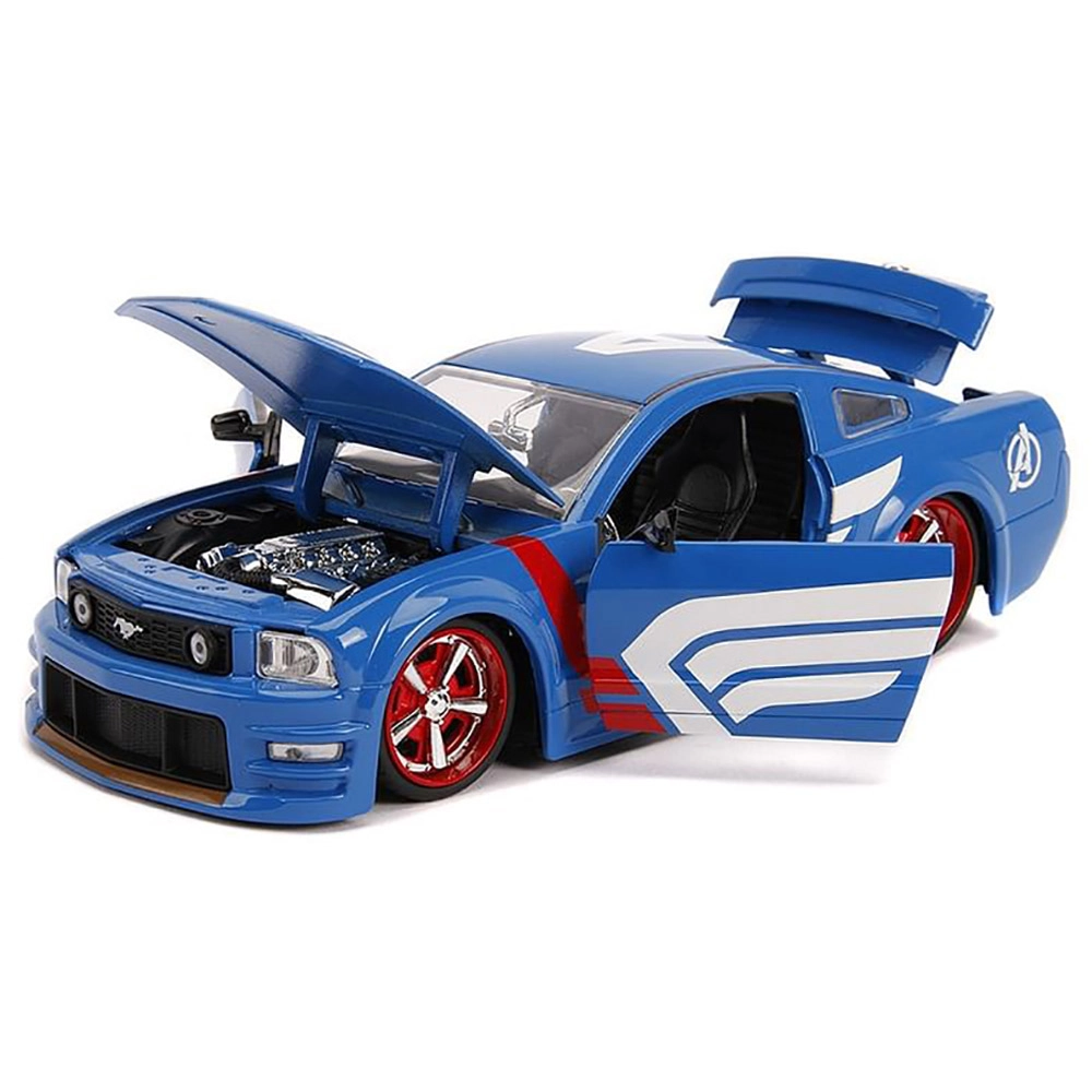 Marvel 2006 Ford Mustang GT with Captain America Figure - 1:24