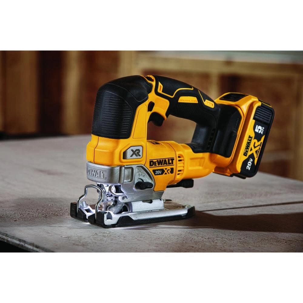 DCS334B - 20V MAX XR Cordless Brushless