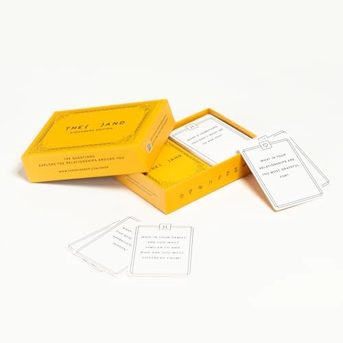 Strangers Edition - Card Game