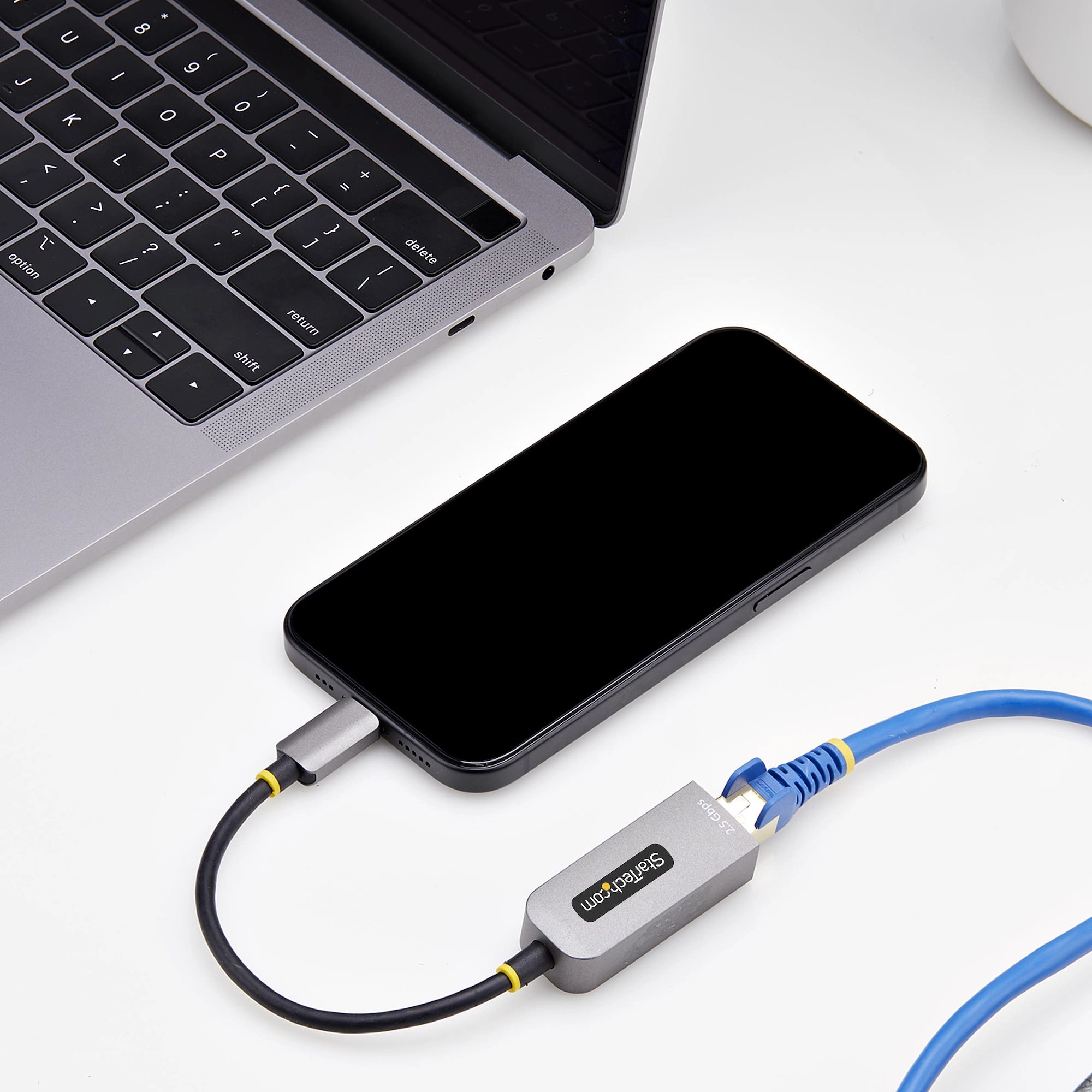 USB-C to Gigabit Ethernet Adapter - USB-C Ethernet