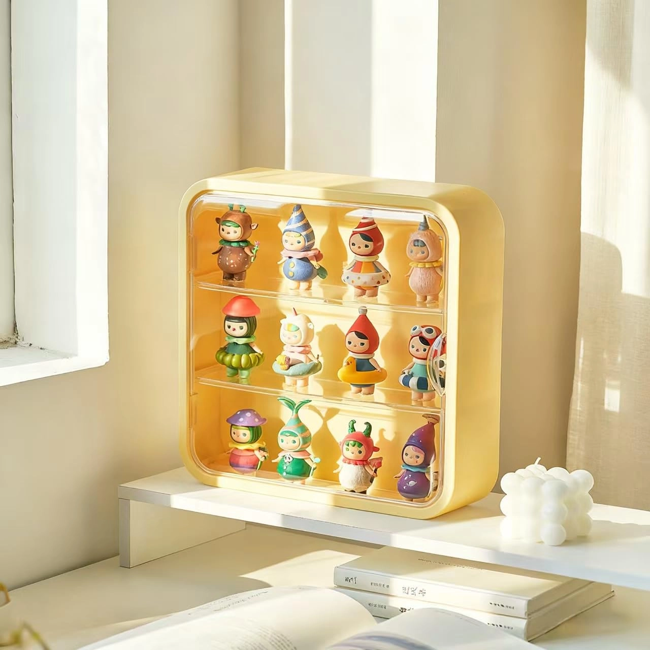 fhmidic Display Case for Figures - Transparent Magnetic Door Adjustable Shelf