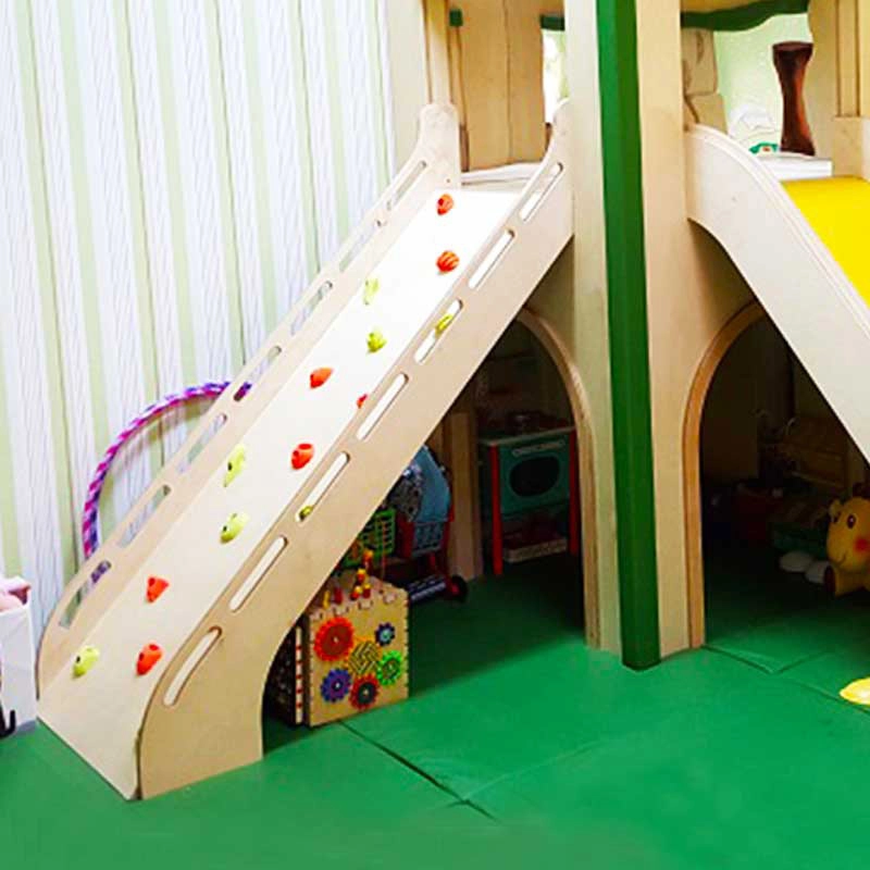 Castle Tower - 270 x 150 x 240 cm Suitable for 2 years and above