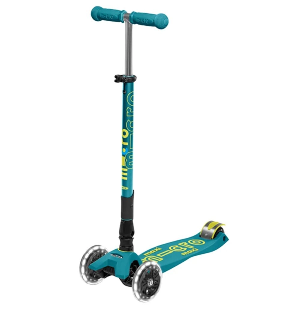 Maxi Deluxe 3-Wheel Kick Scooter – 120/80 mm LED Foldable