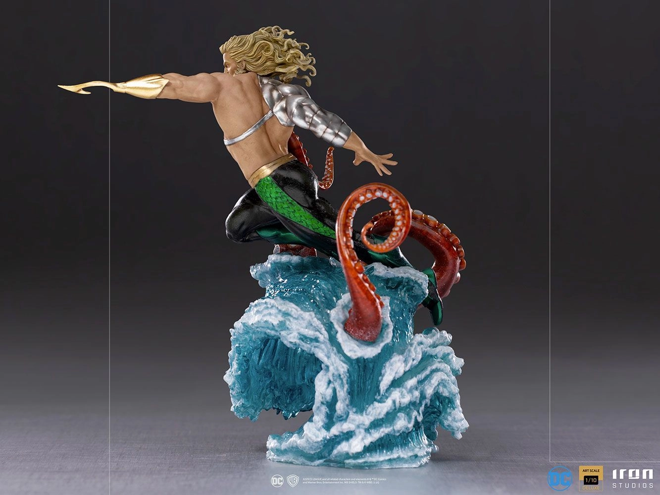 Aquaman - DC Comics - Deluxe 1:10 Scale Statue