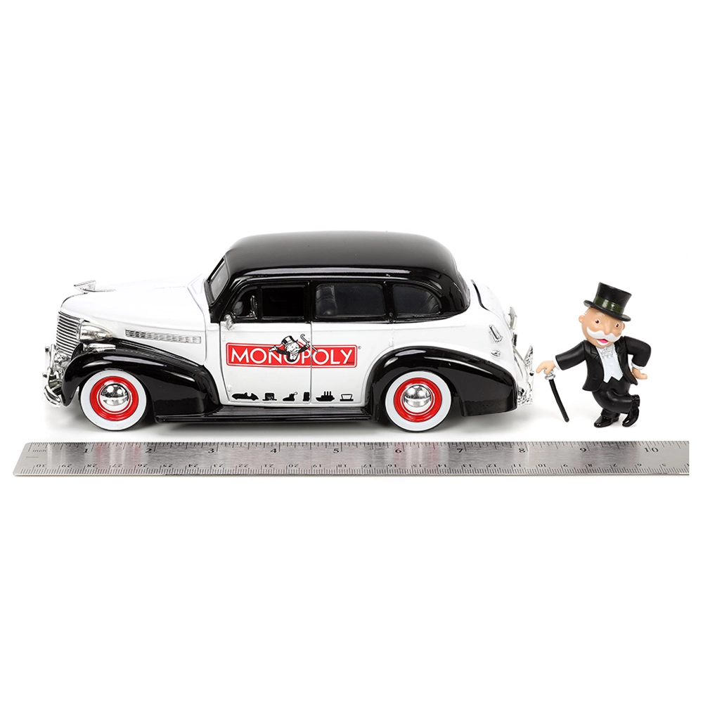 Mr Monopoly 1939 Chevy Master with Figure - 1:24