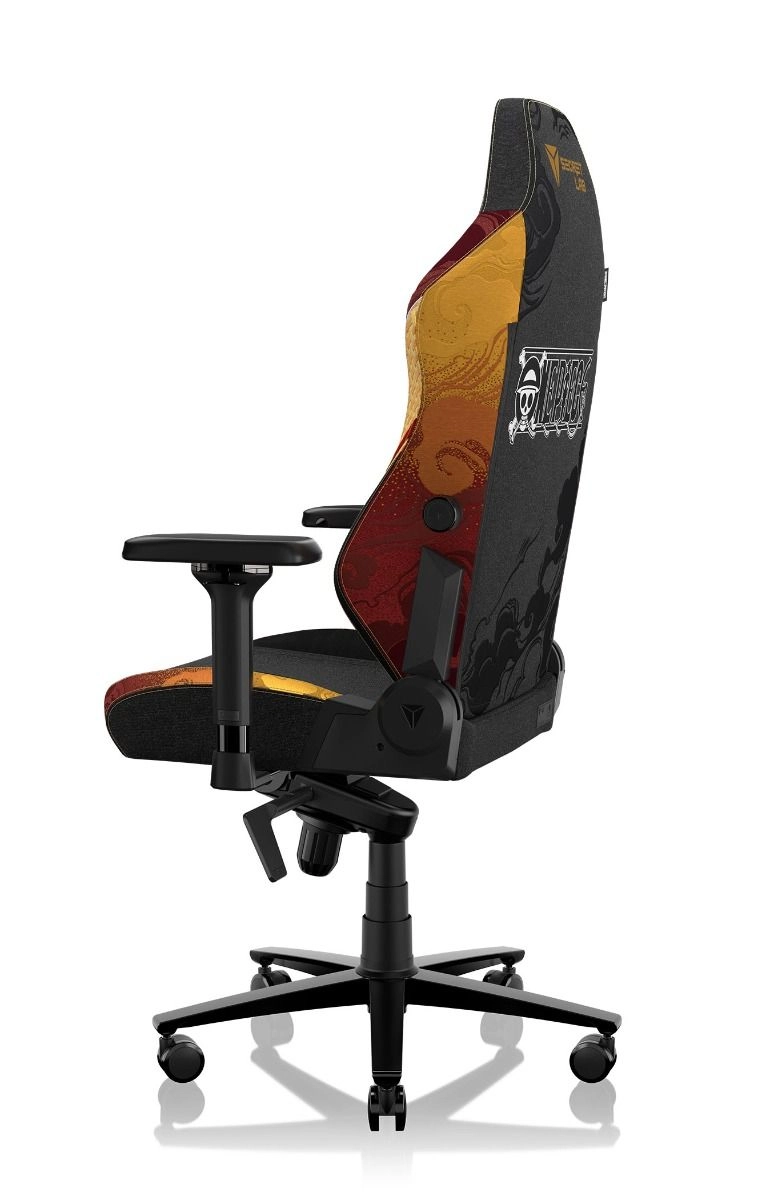 TITAN Evo - One Piece Luffy Edition X-Large