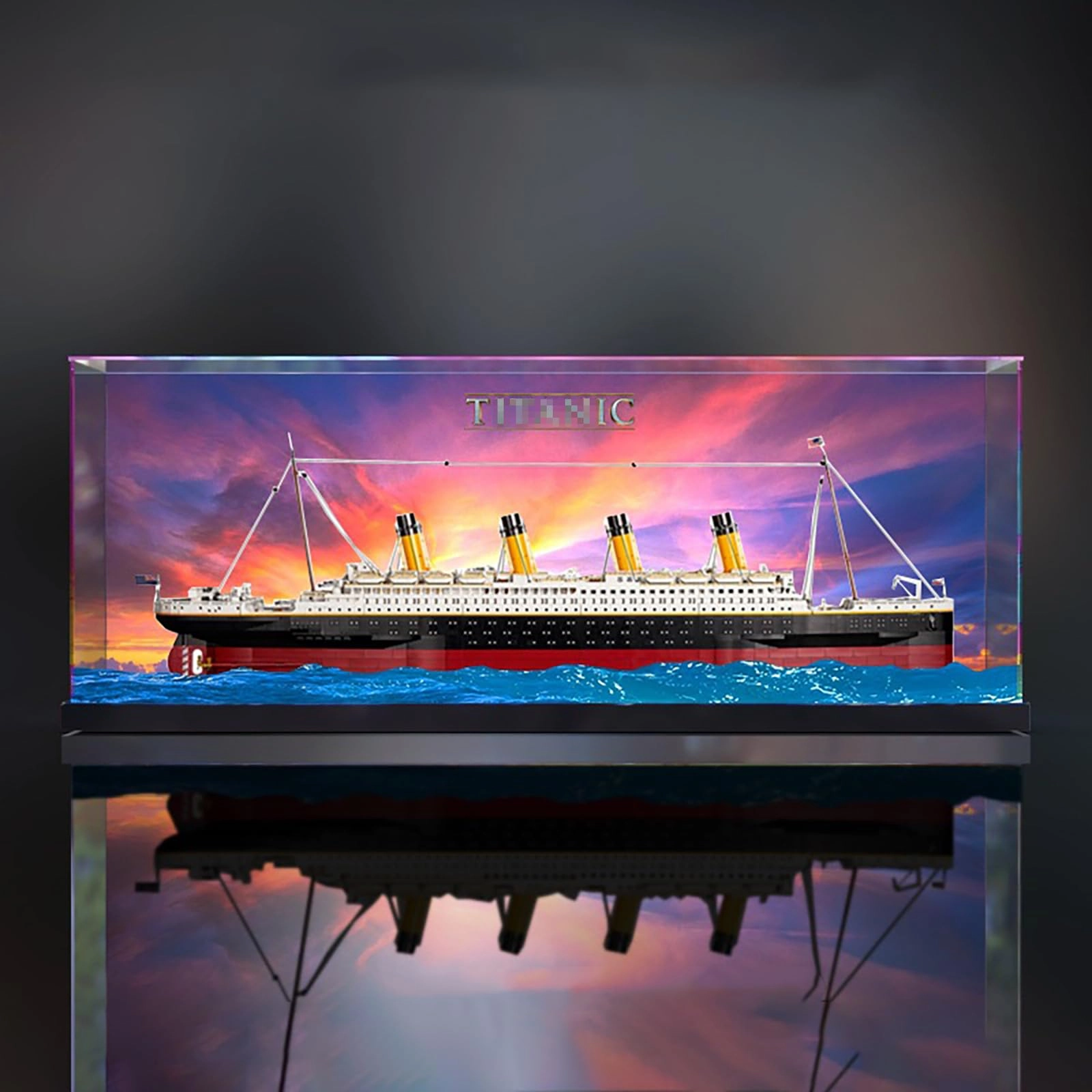 Display Case - 140 x 20 x 50 cm Background