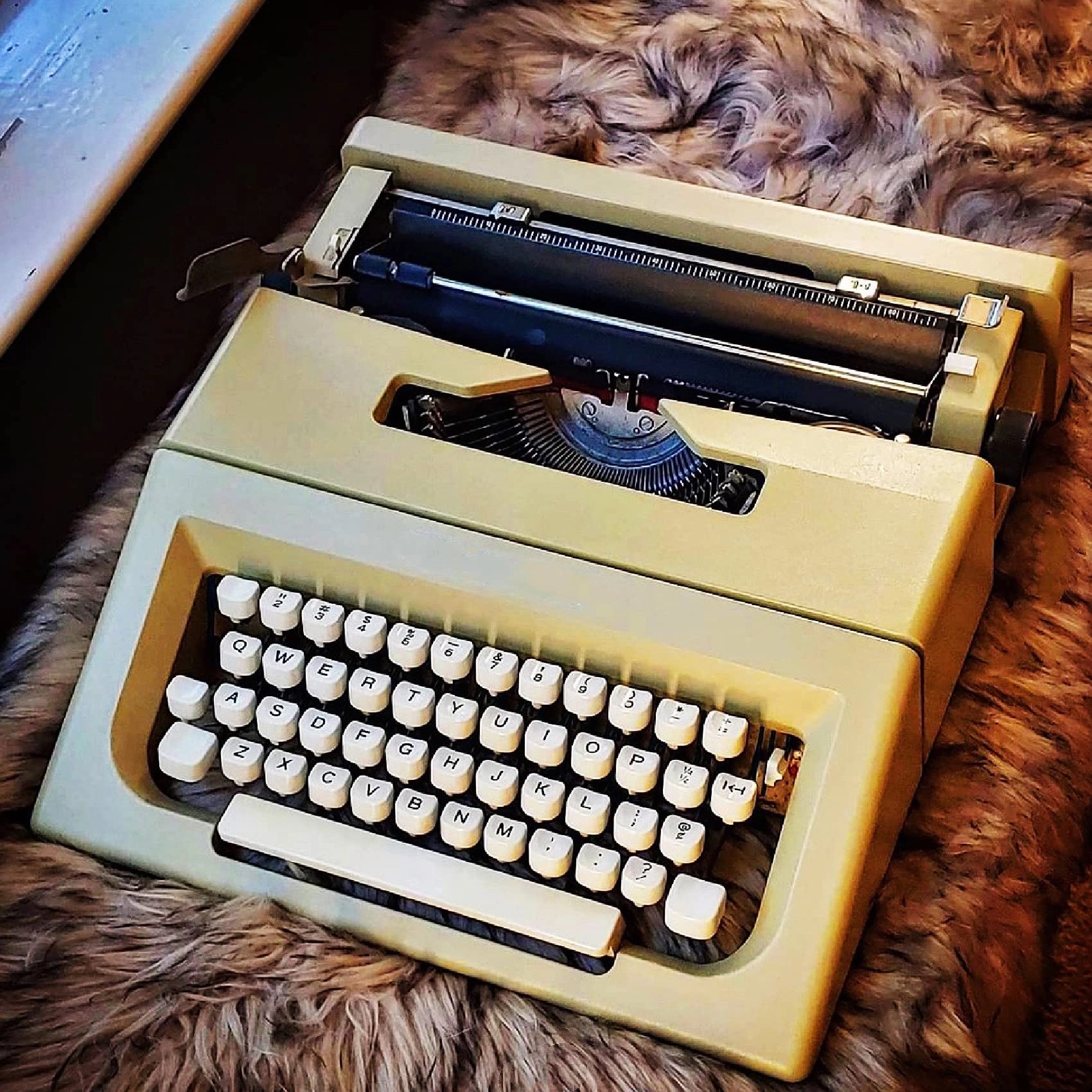ACLips Manual Typewriter - 1 piece(s)