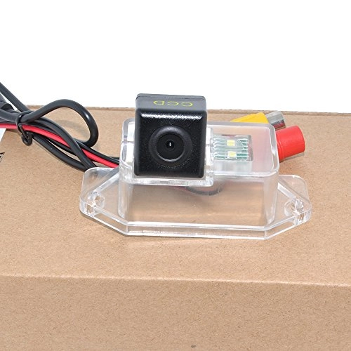 Car Rearview Camera - 728 x 512 pixels