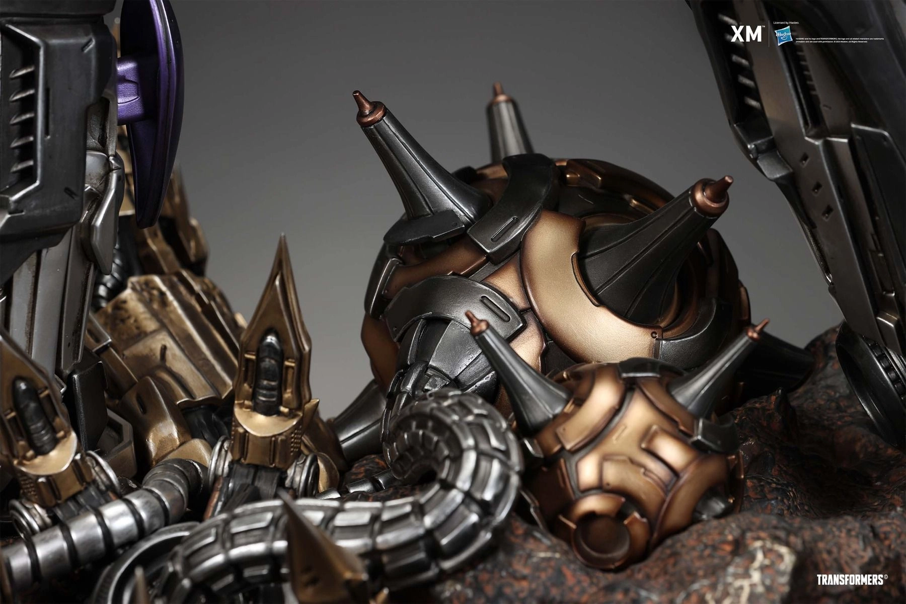 Galvatron - 1/10 Scale Polystone Statue