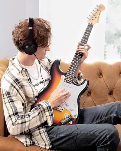 Bass Guitar Headphone Amp - USB Rechargeable Mini Portable 5 Watts