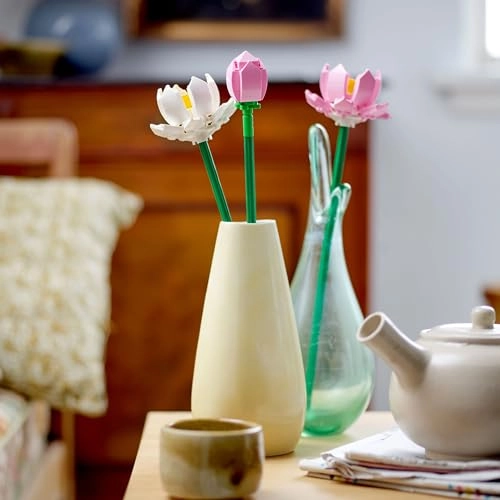 Lotus Flowers (40647) - Iconic