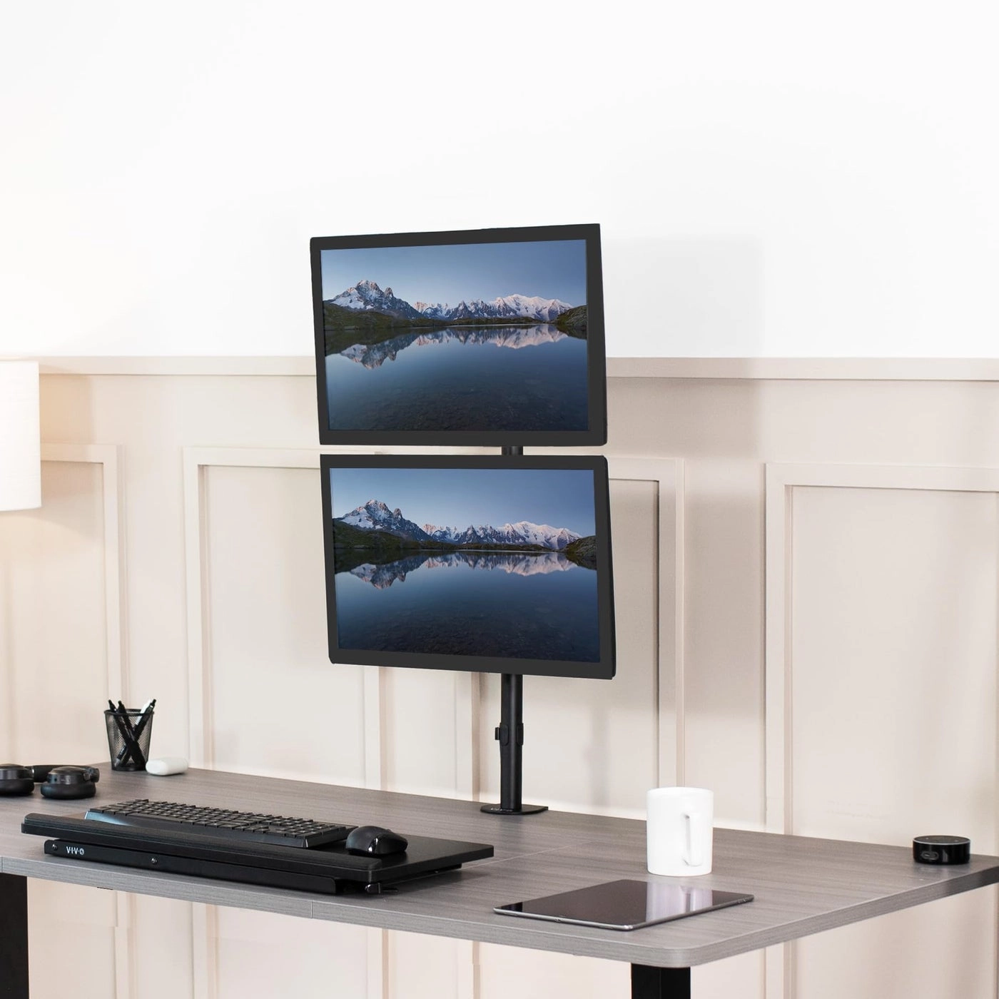 STAND-V002T - 2 32"