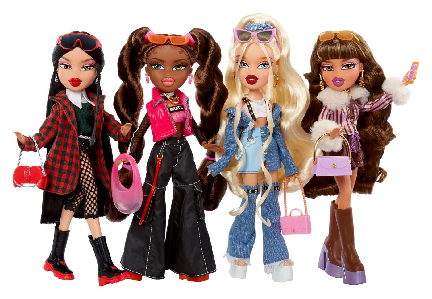 Cloe Fashion Doll - Alwayz 10 Accessories Ages 6+