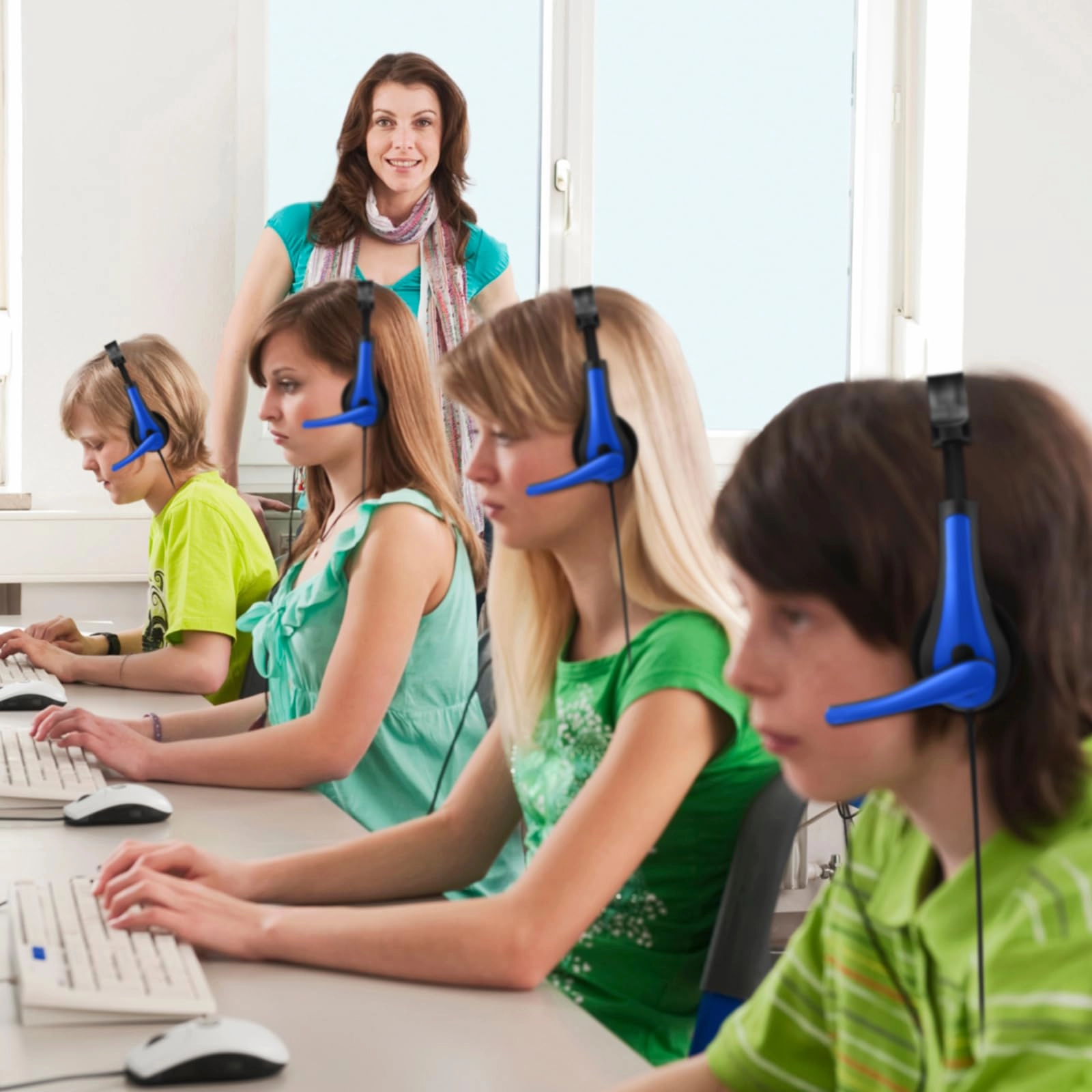 20 Pack Bulk Classroom Headphones Wired Headphone