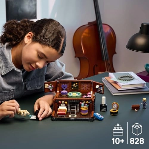 Wednesday Thing's Apartment (76785)