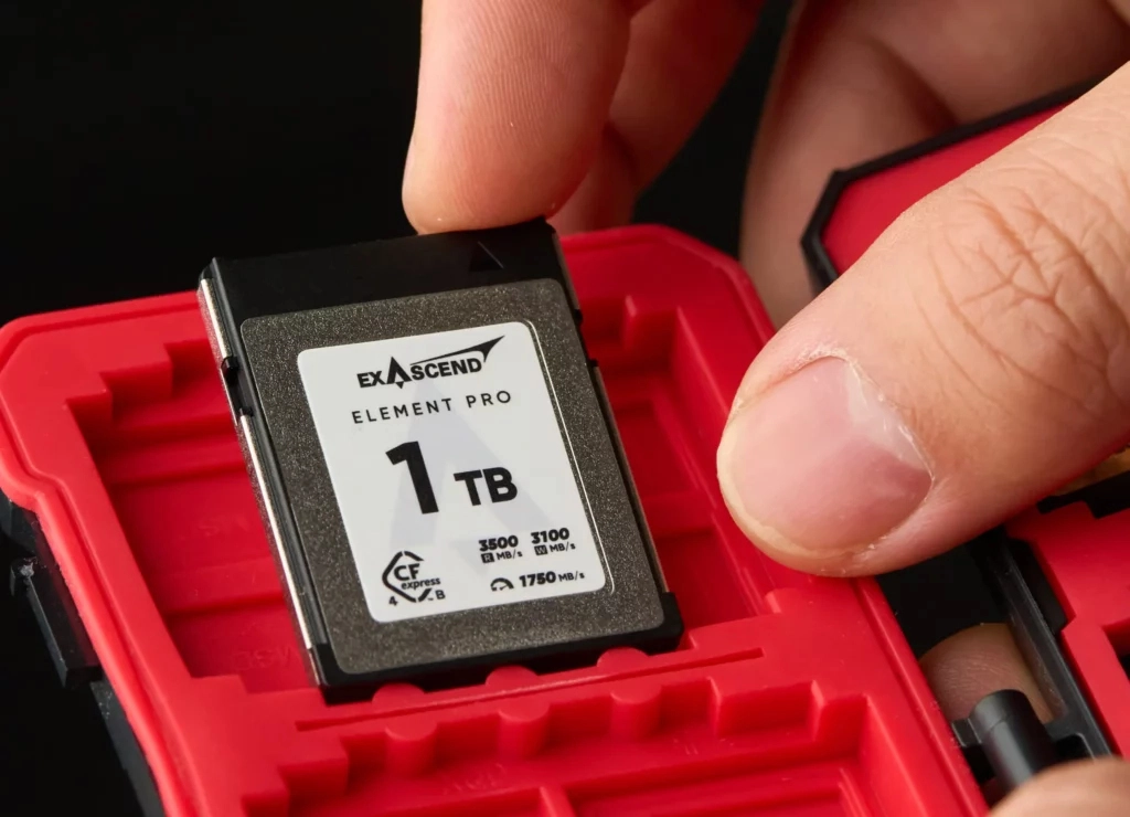 Element Series CFexpress Type B - 256GB