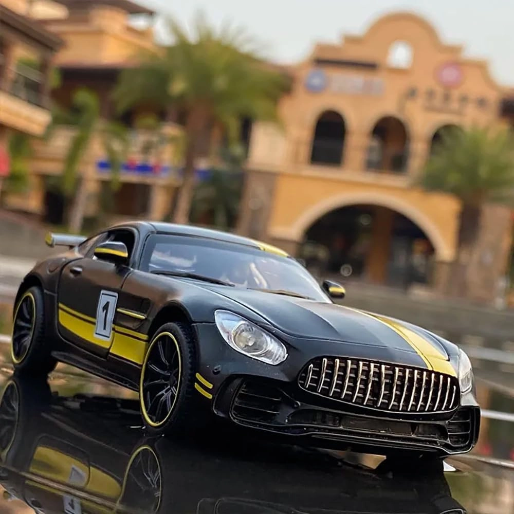 AMG GTR - 1:32 1pcs