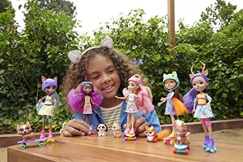 HJH67 - Skateboard in the City 15+ elements 5 dolls 15 cm Ages 4+