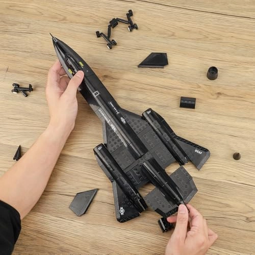 SR-71 Fighter Jet - 183 pcs Military