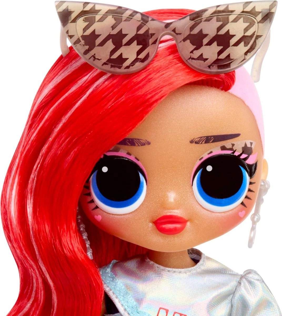 Eye Spy Fashion Doll - Interactive Unboxing Color Change Charm Key Necklace