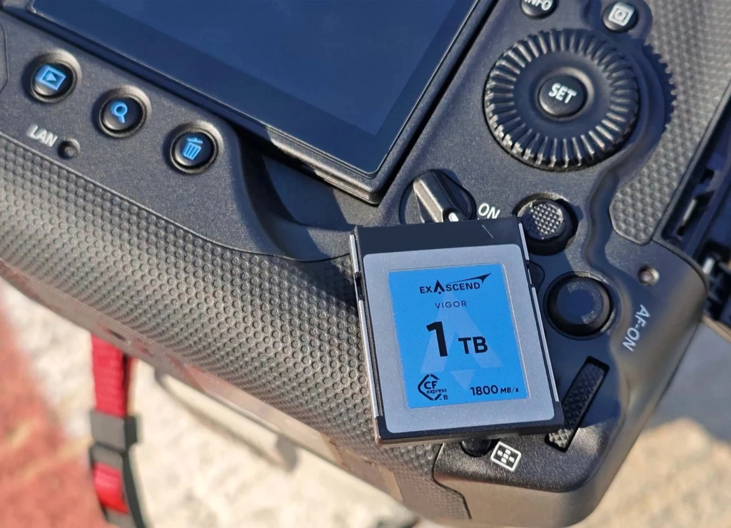 Element Series CFexpress Type B - 256GB