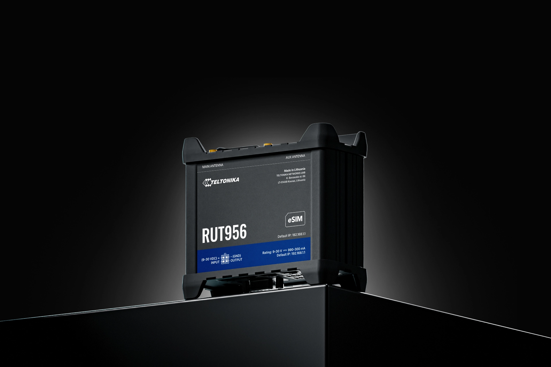 RUT956 - 4G LTE IEEE 802.11b/g/n