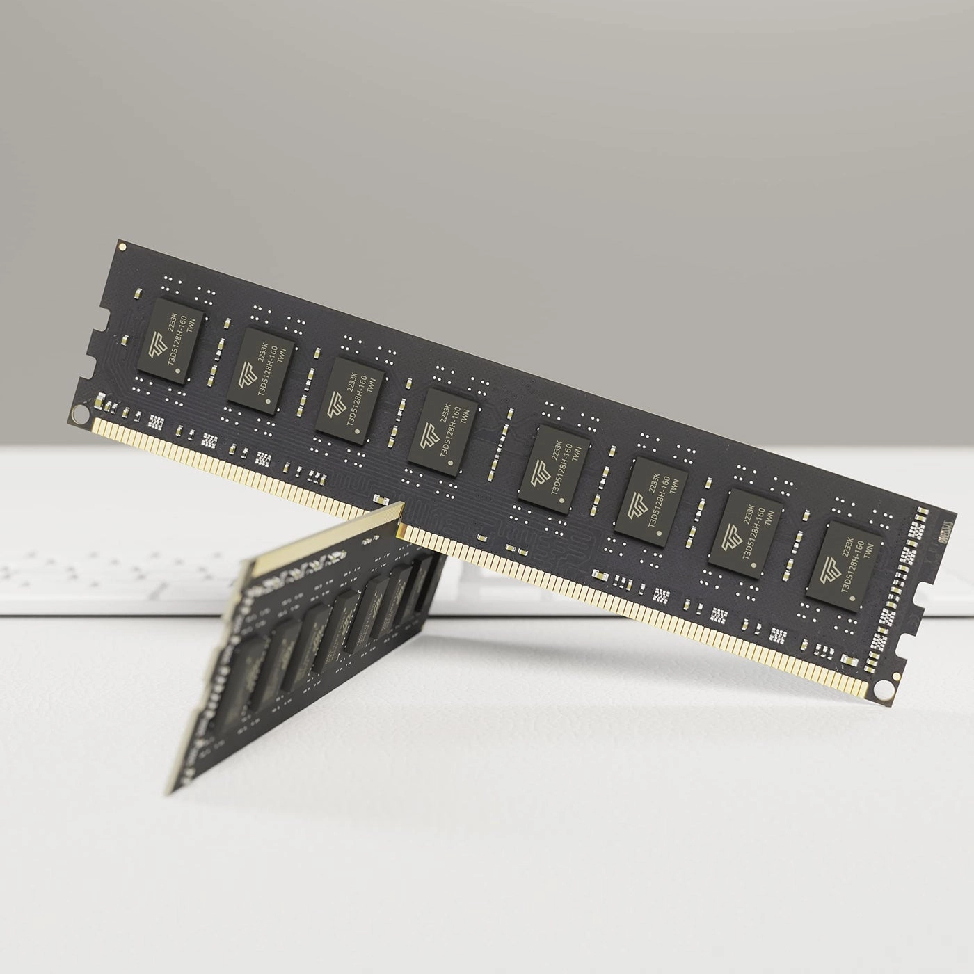 DDR3 - 8GB 1333MHz 240-Pin DDR3/DDR3L