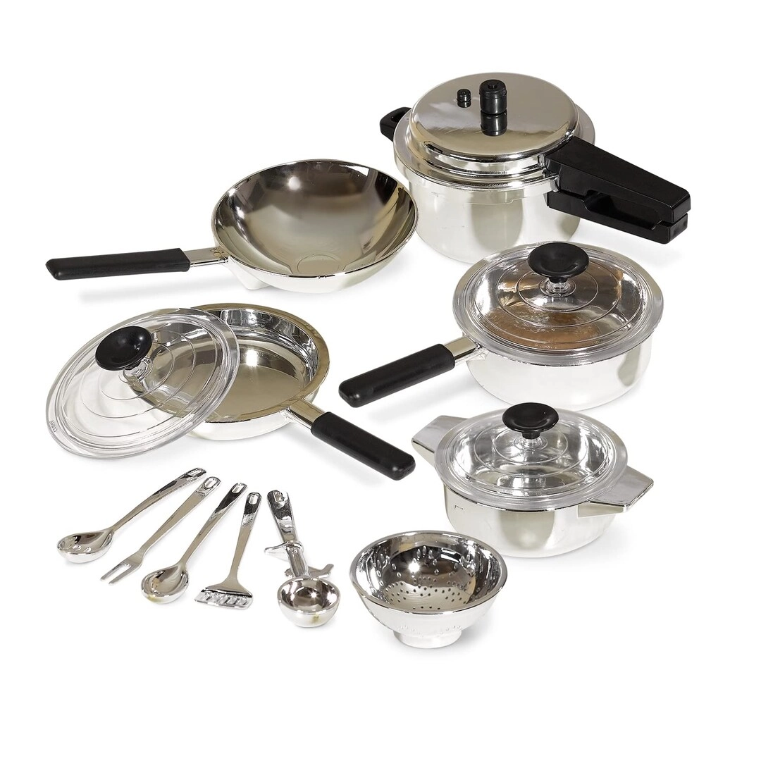 Casdon Pan Set - ChromeEffect