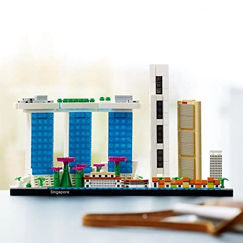 LEGO Architecture Singapore (21057) - Skyline Collection
