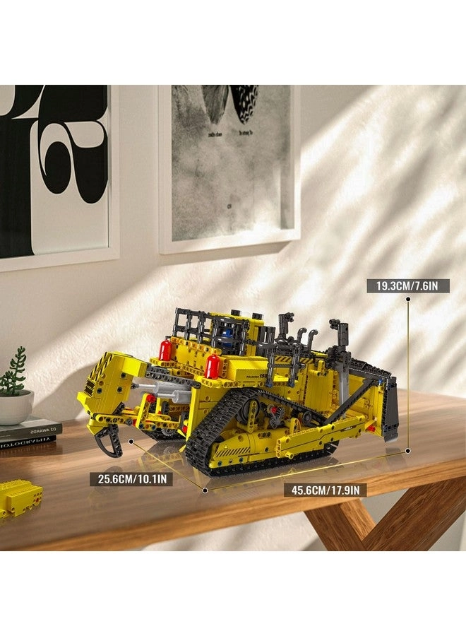 RC Bulldozer - APP Control Motors