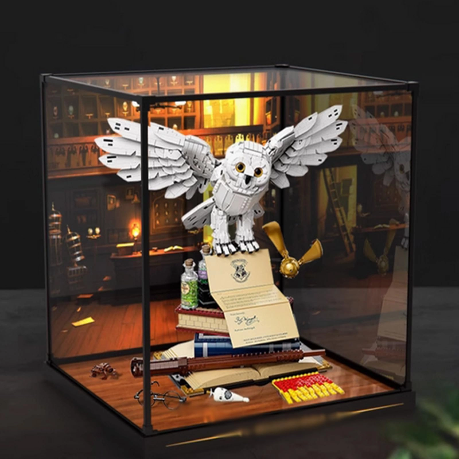 XDHVBES Acrylic Display Box - 50x40x50 cm Background Alloy Frame