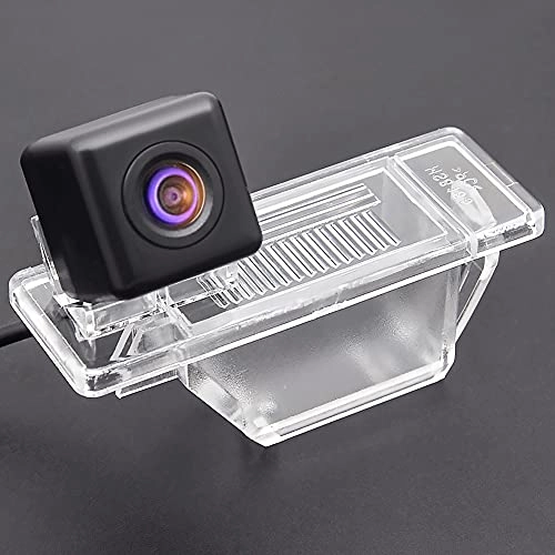 Rear View Reverse Backup Tracks Camera - 728 x 512