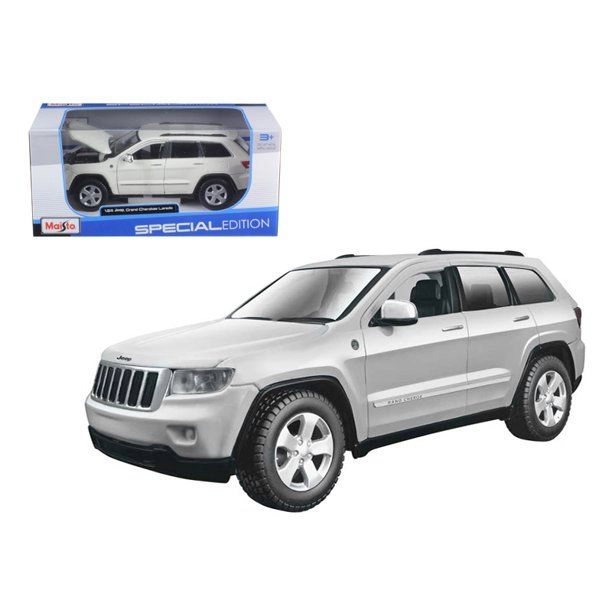 Maisto 2011 Jeep Grand Cherokee Laredo - 1:24