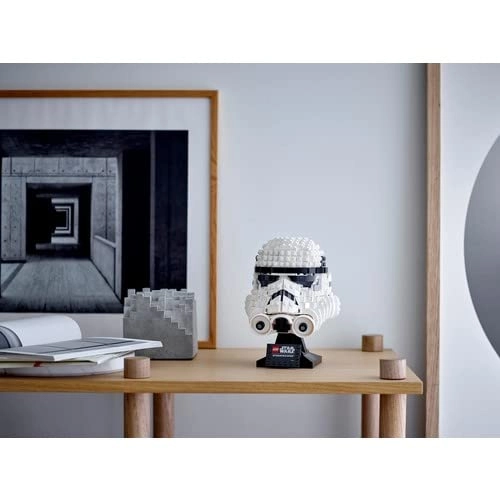 Star Wars Stormtrooper Helmet (75276) - 647 Pieces
