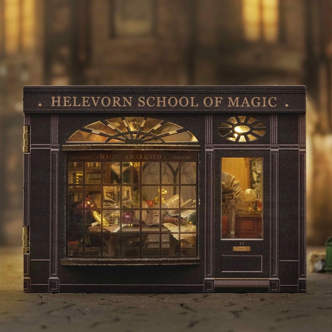 Miniature Dollhouse Kit - Warm House 1:32