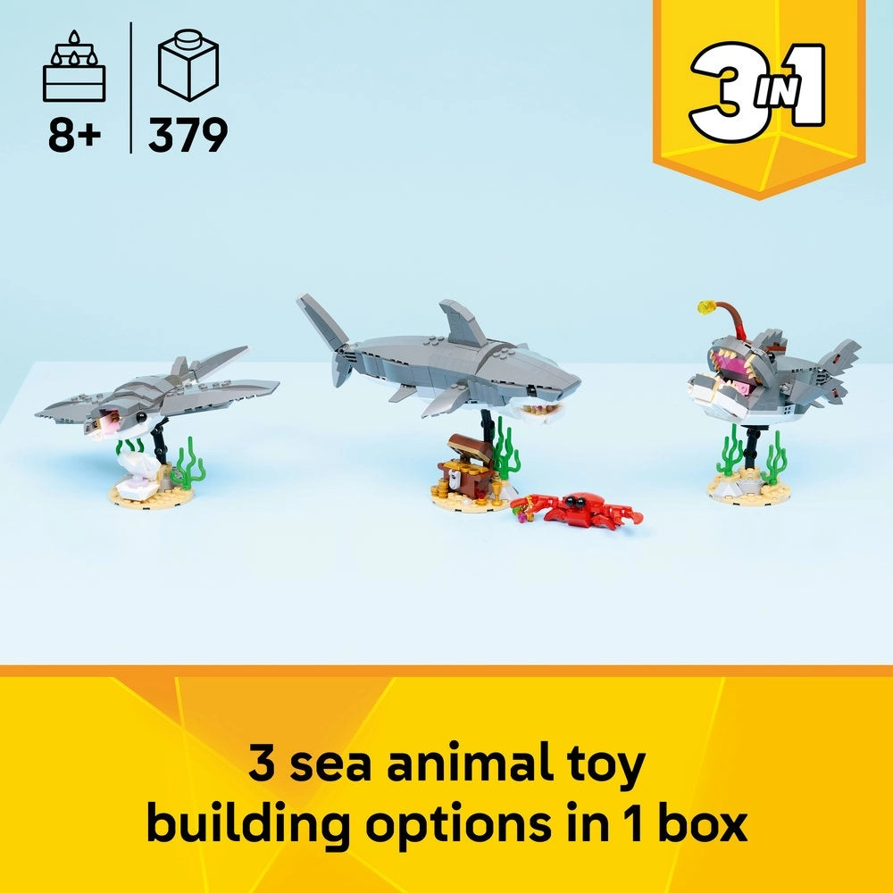 Fierce Shark with a Treasure Chest - 3in1 8+