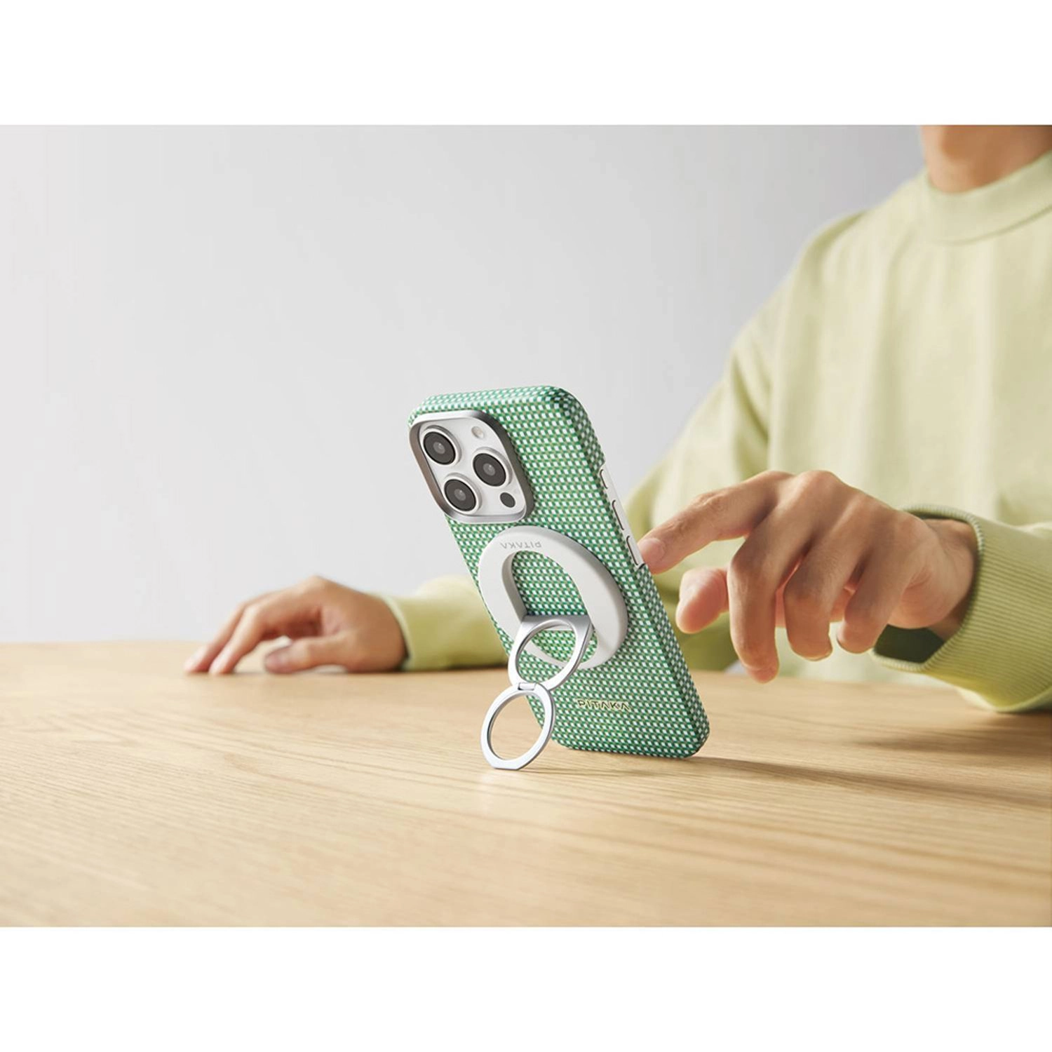 Ultra Slim Case with MagSafe for iPhone 16 Pro