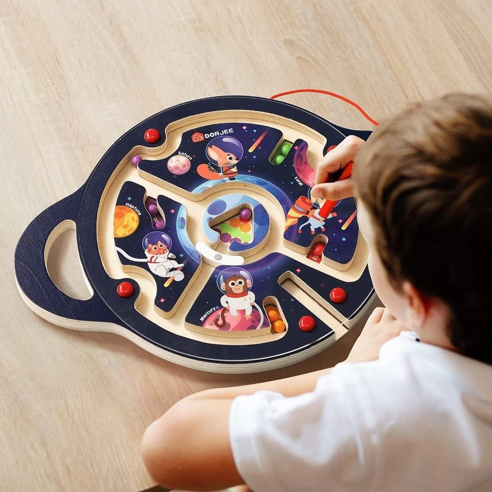 Space Explorer Magnetic Maze Toy - 3 years and above