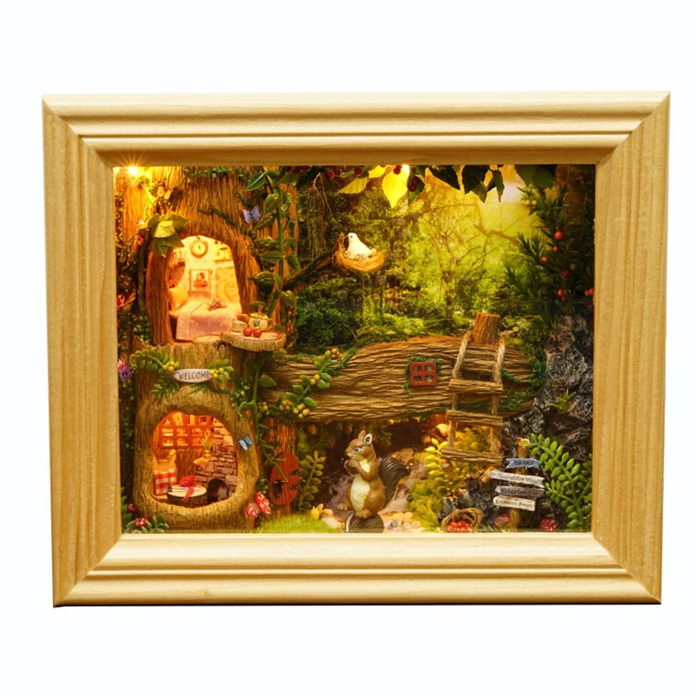 Kisoy Dollhouse Miniature - Home of Squirrel-Brown