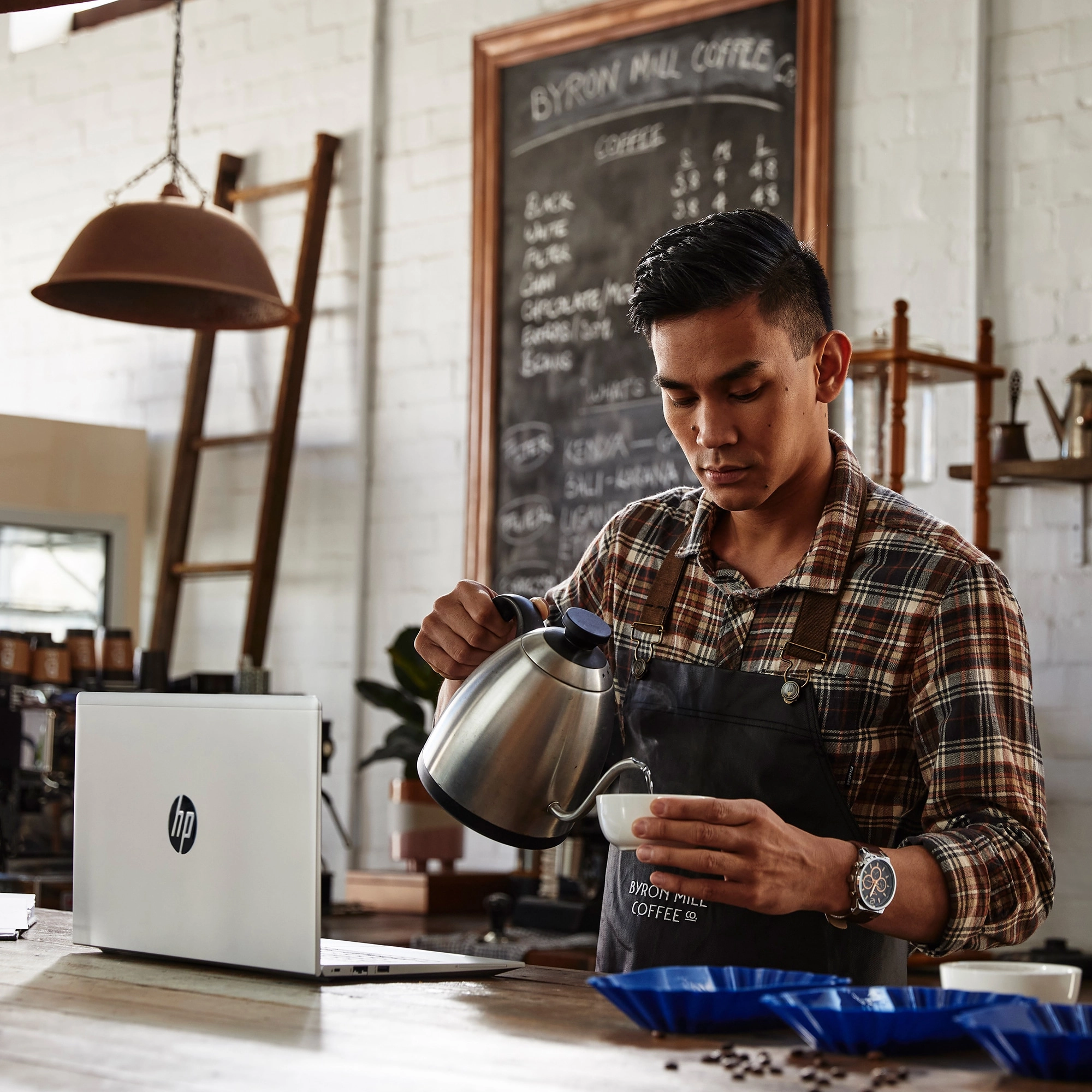 (Renewed) ProBook 645 G9 - 14'' Ryzen 5 5625U 8GB 256GB SSD