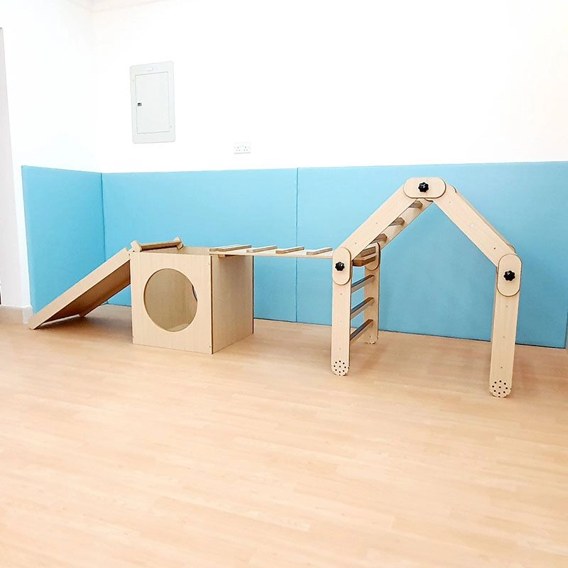 Pikler Triangle - 1 Ramp Tunnel Box Slide