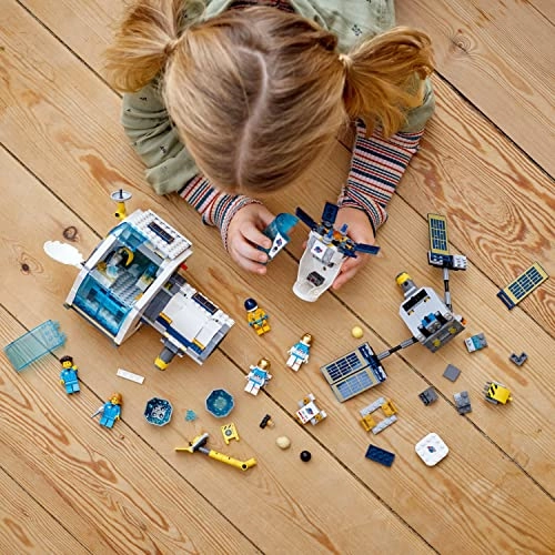 LEGO City Lunar Space Station - NASA - inspired