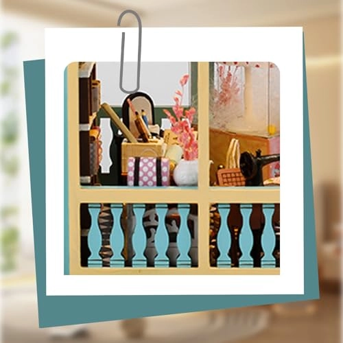 Miniature House Kit - 1:24 Light Blue and White