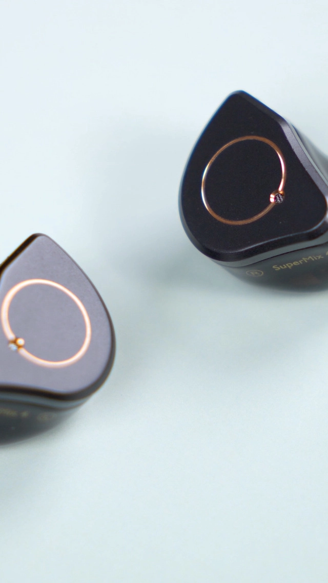 SuperMix 4 Wired Earbud