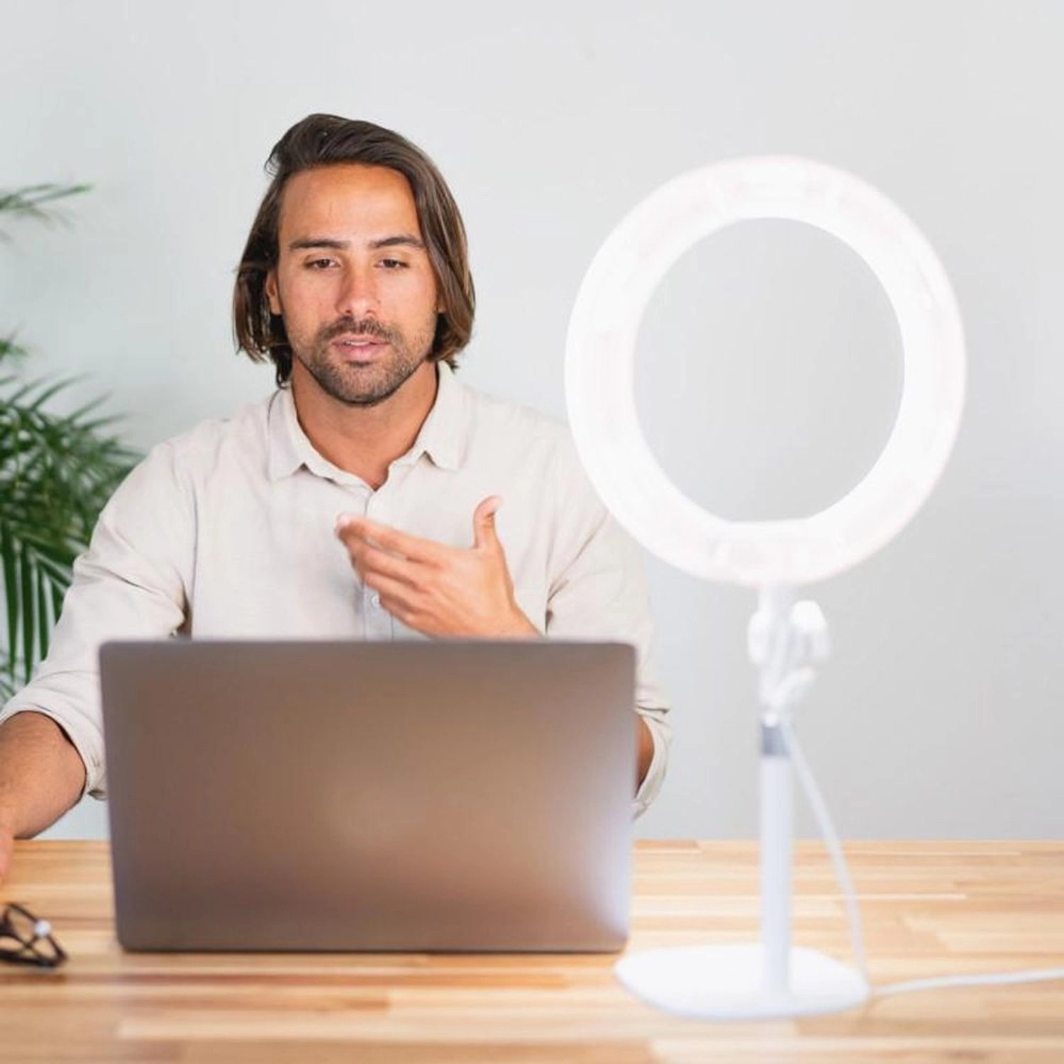 Desk Ring Light - 10 Inches